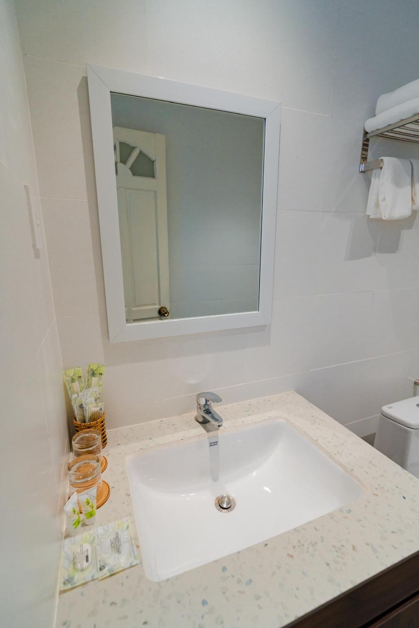 Chuong Duong Hotel Mỹ Tho Extérieur photo